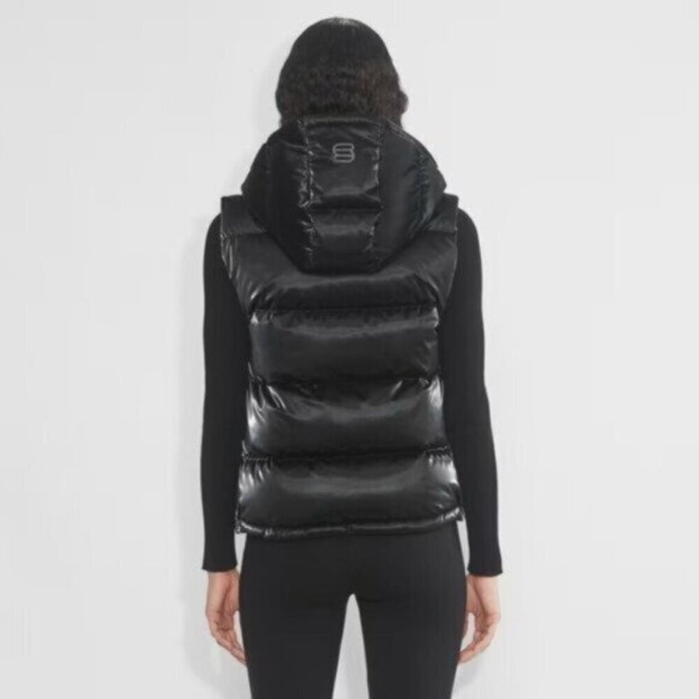 Aritzia the super puff™ vest - Picture 3 of 16